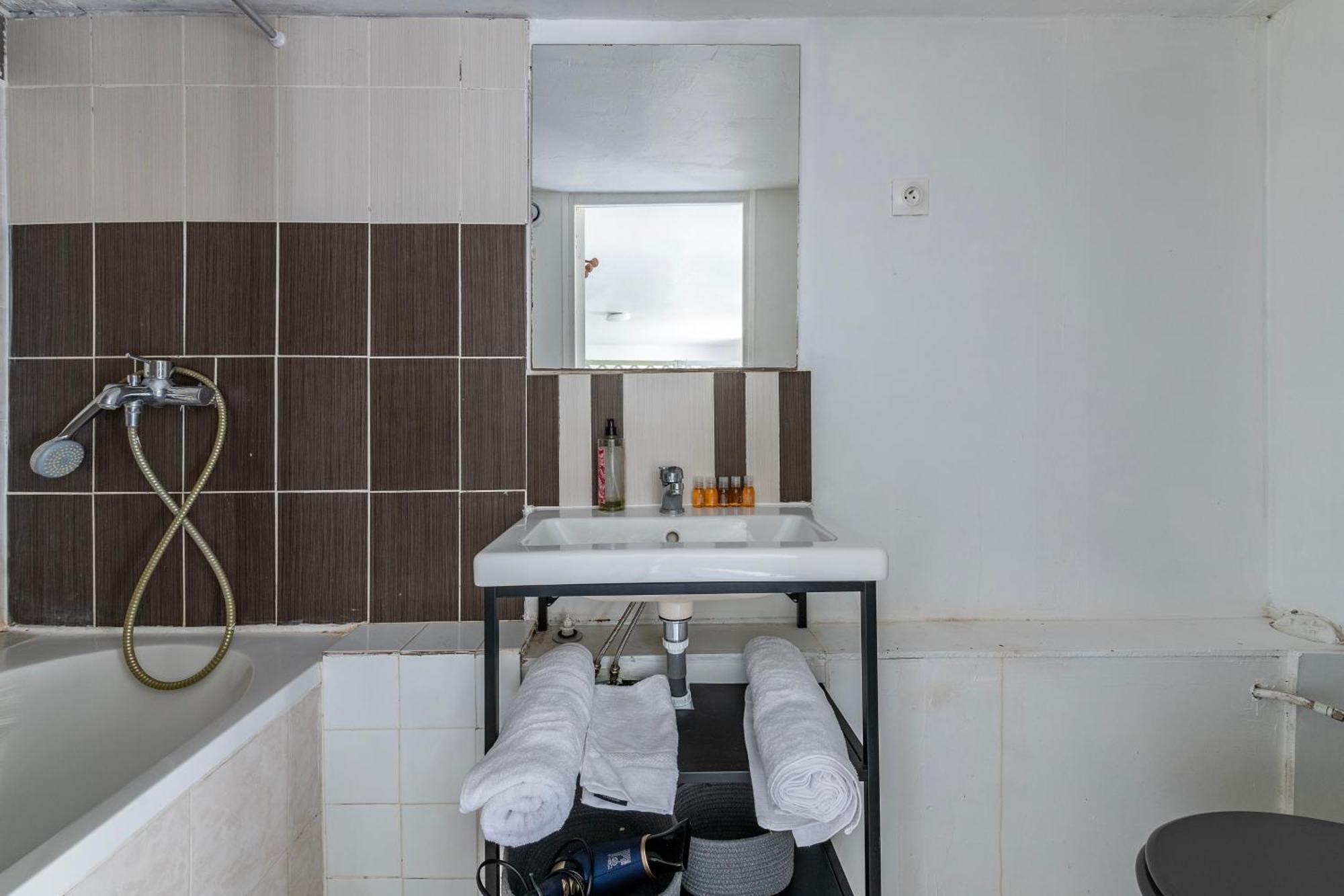 Cosy - Proche Dysneyland - Paris - Rer Apartment
